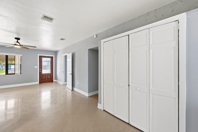 740 E Evanston Circle, Fort Lauderdale, FL 33312