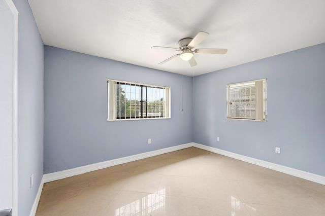 740 E Evanston Circle, Fort Lauderdale, FL 33312