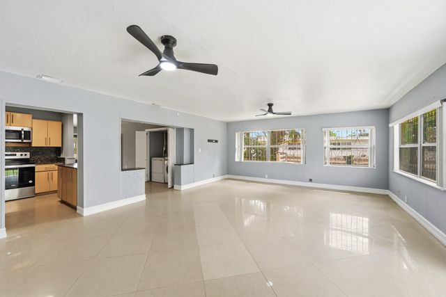 740 E Evanston Circle, Fort Lauderdale, FL 33312
