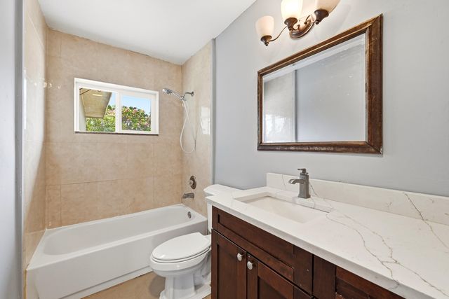 740 E Evanston Circle, Fort Lauderdale, FL 33312