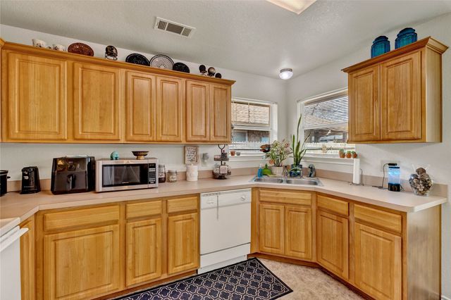 5808 Blackmore Avenue, Fort Worth, TX 76107