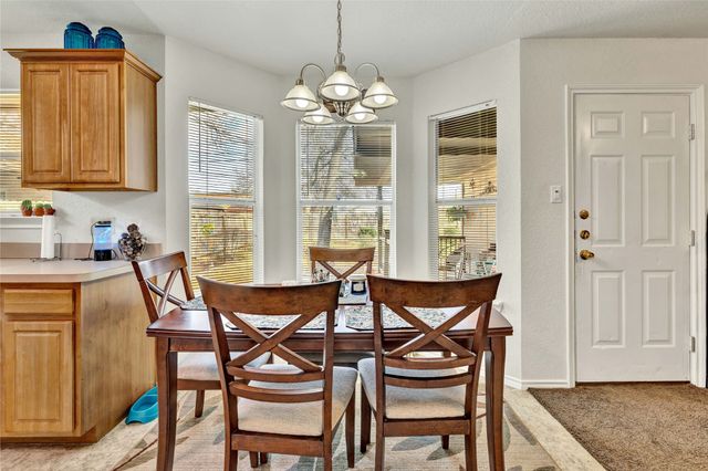 5808 Blackmore Avenue, Fort Worth, TX 76107