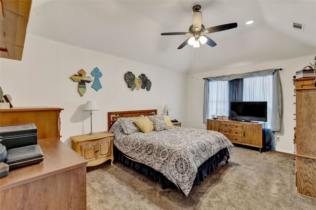 5808 Blackmore Avenue, Fort Worth, TX 76107