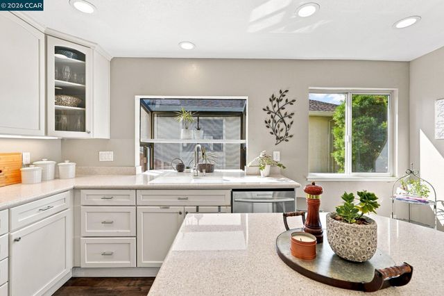 1461 Cortez Ct, Walnut Creek, CA 94598