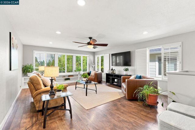 1461 Cortez Ct, Walnut Creek, CA 94598