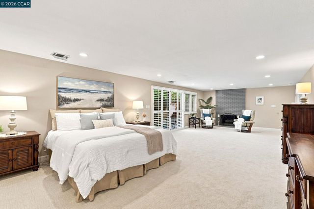 1461 Cortez Ct, Walnut Creek, CA 94598