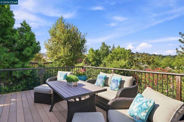 1461 Cortez Ct, Walnut Creek, CA 94598
