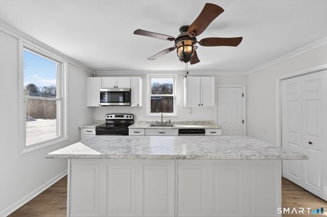 119 Taftville Occum Road, Norwich, CT 06360