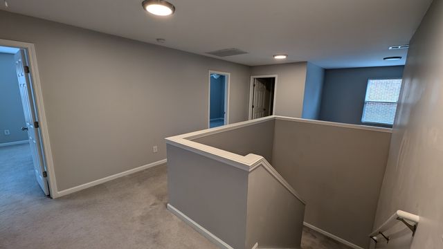 1002 Craven Ct, Hendersonville, TN 37075