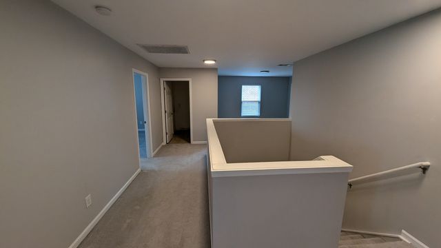 1002 Craven Ct, Hendersonville, TN 37075