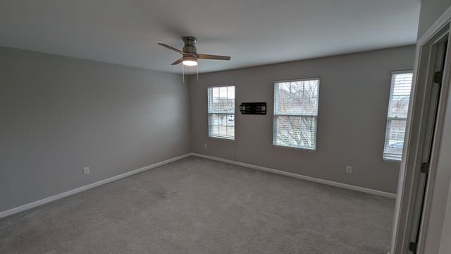 1002 Craven Ct, Hendersonville, TN 37075