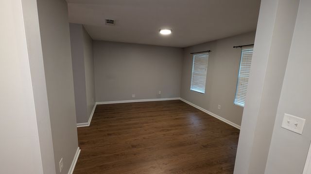 1002 Craven Ct, Hendersonville, TN 37075