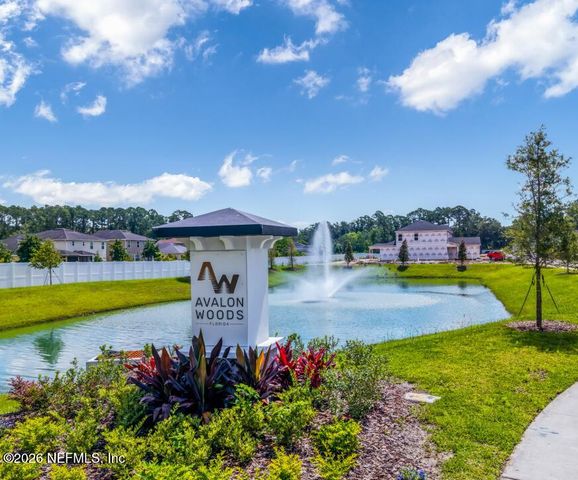 538 AVALON WOODS Lane, Jacksonville, FL 32218