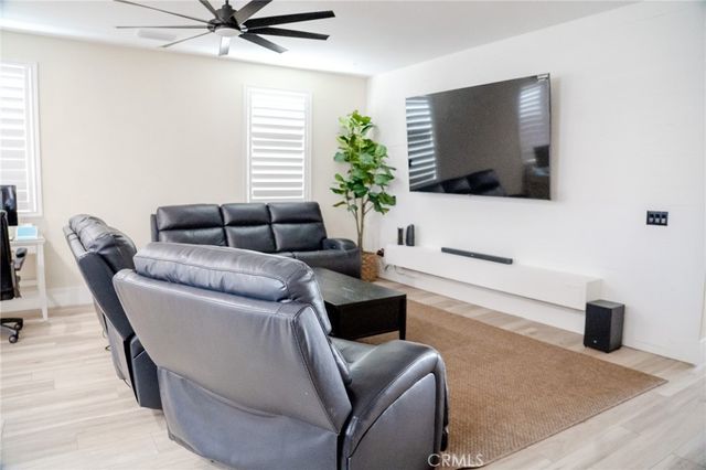 2056 Caltha Way, Perris, CA 92571