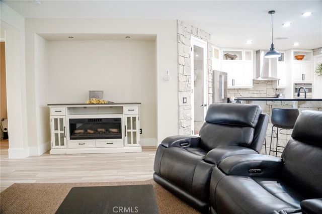 2056 Caltha Way, Perris, CA 92571
