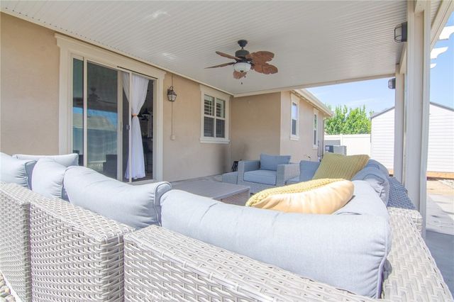 2056 Caltha Way, Perris, CA 92571