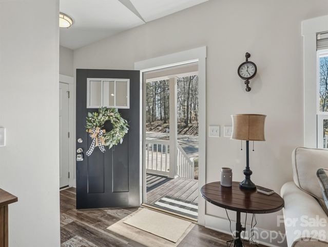 9464 Riviera Drive, Sherrills Ford, NC 28673