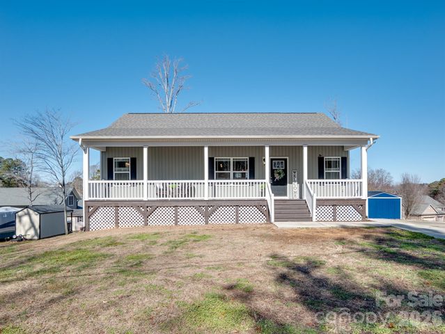 9464 Riviera Drive, Sherrills Ford, NC 28673