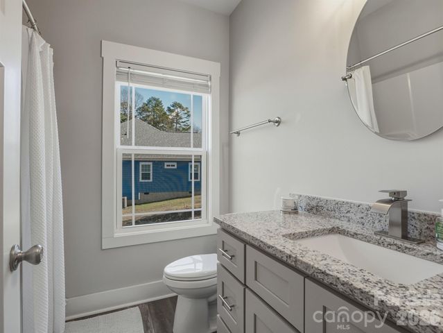 9464 Riviera Drive, Sherrills Ford, NC 28673