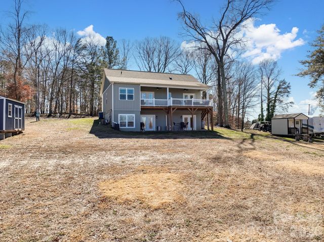 9464 Riviera Drive, Sherrills Ford, NC 28673