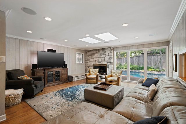 5690 N ANGELA RD, Memphis, TN 38120