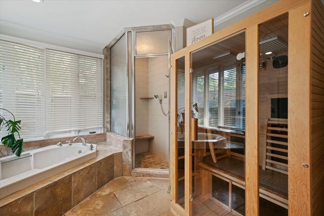 5690 N ANGELA RD, Memphis, TN 38120