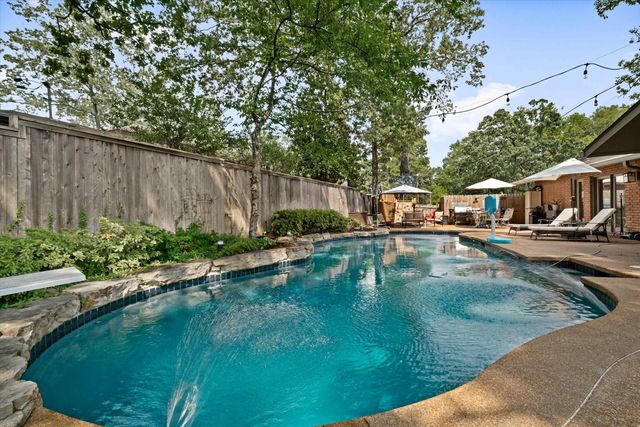 5690 N ANGELA RD, Memphis, TN 38120