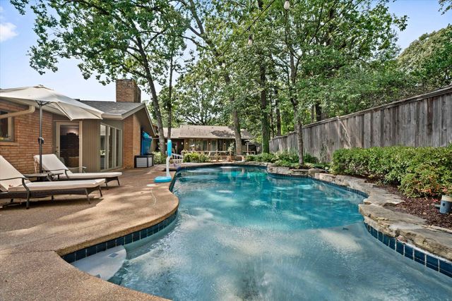 5690 N ANGELA RD, Memphis, TN 38120