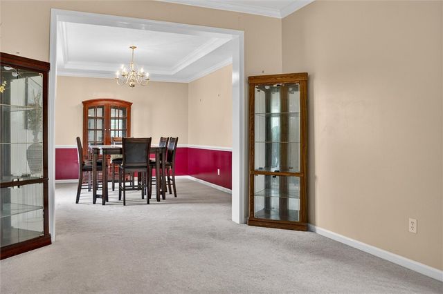 108 Great Rock Dr, Bethel Park, PA 15102
