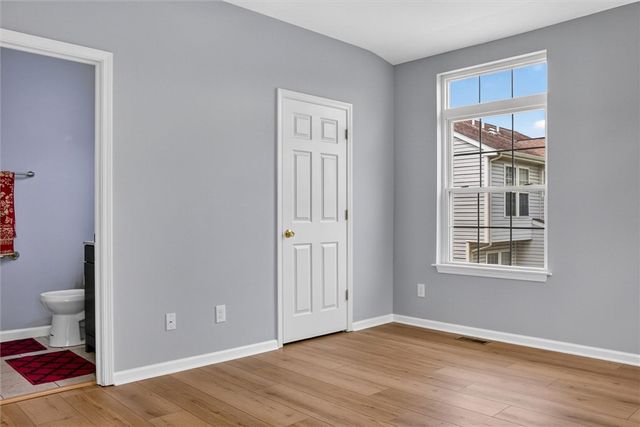108 Great Rock Dr, Bethel Park, PA 15102