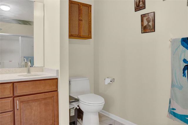 108 Great Rock Dr, Bethel Park, PA 15102