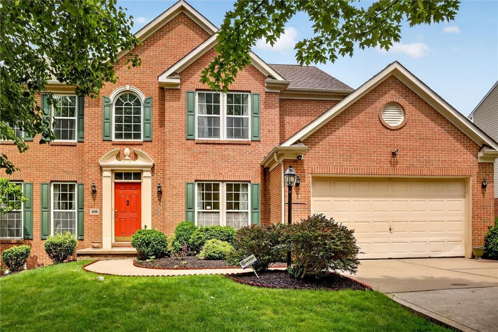 108 Great Rock Dr, Bethel Park, PA 15102