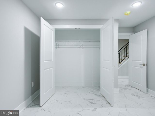 1933-35 N LEITHGOW ST, Philadelphia, PA 19122