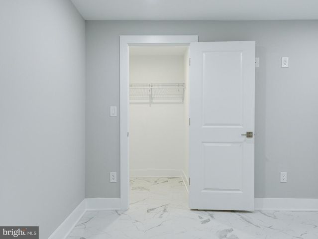 1933-35 N LEITHGOW ST, Philadelphia, PA 19122