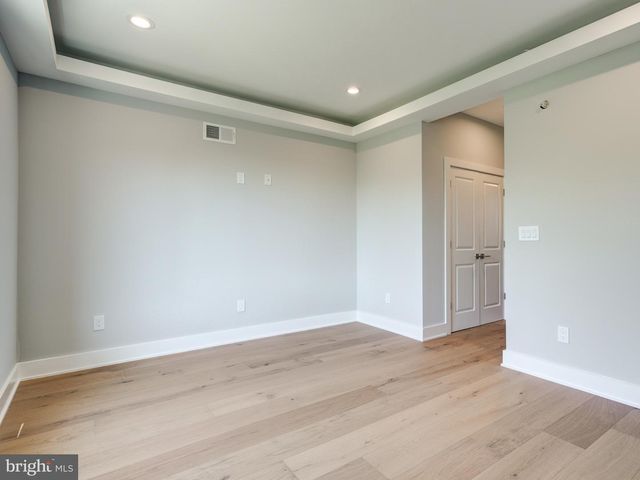 1933-35 N LEITHGOW ST, Philadelphia, PA 19122