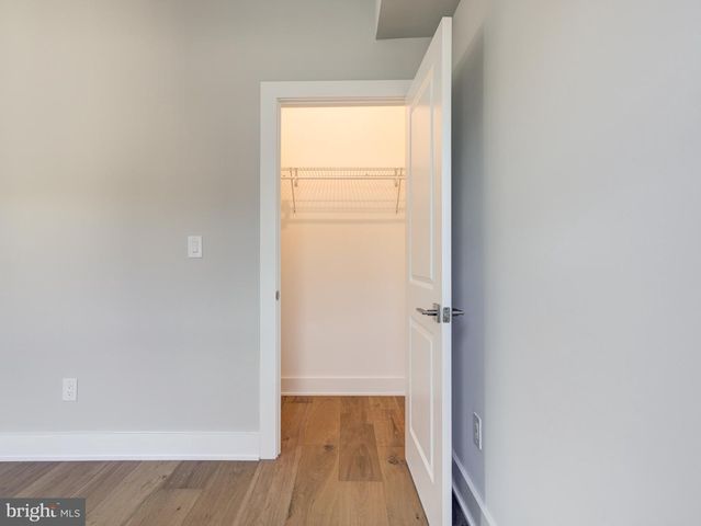 1933-35 N LEITHGOW ST, Philadelphia, PA 19122