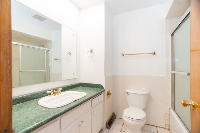 17246 Bernadine Street, Lansing, IL 60438