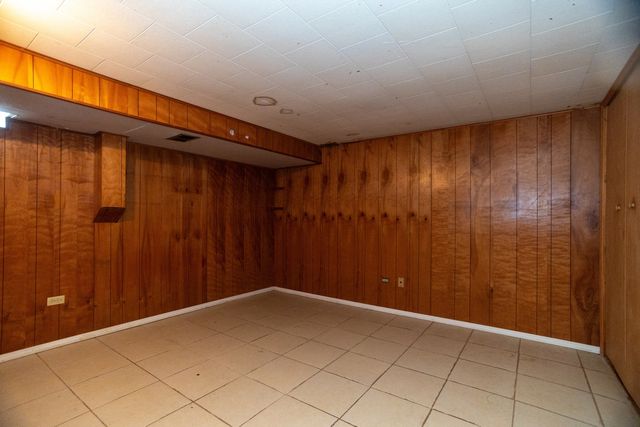 17246 Bernadine Street, Lansing, IL 60438