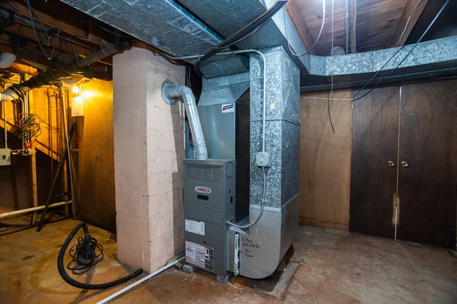 17246 Bernadine Street, Lansing, IL 60438