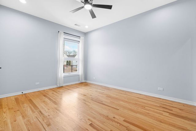 4337 S Berkeley Avenue 2, Chicago, IL 60653