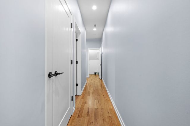 4337 S Berkeley Avenue 2, Chicago, IL 60653