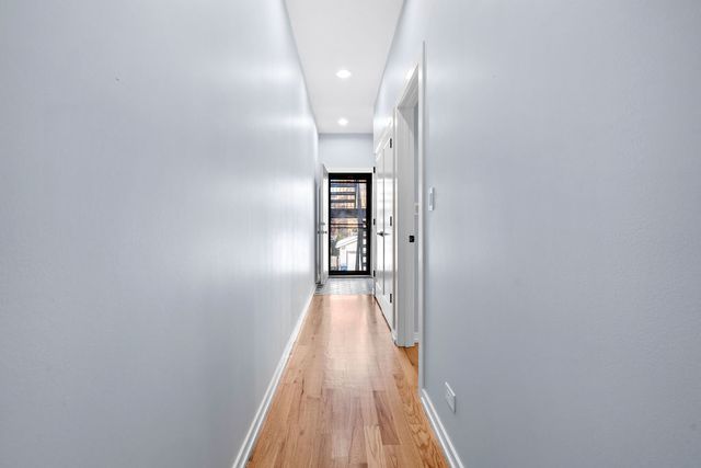 4337 S Berkeley Avenue 2, Chicago, IL 60653