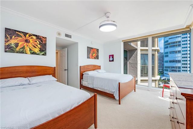 4051 Gulf Shore BLVD N # 1000, Naples, FL 34103