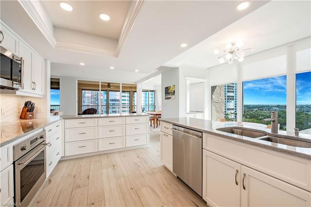 4051 Gulf Shore BLVD N # 1000, Naples, FL 34103