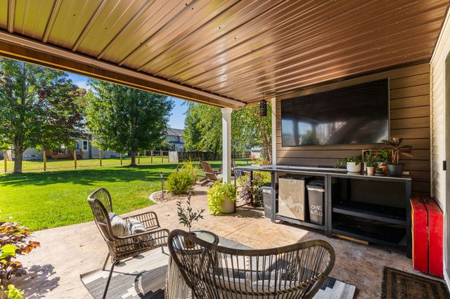 1013 NE 16th Street, Ankeny, IA 50021