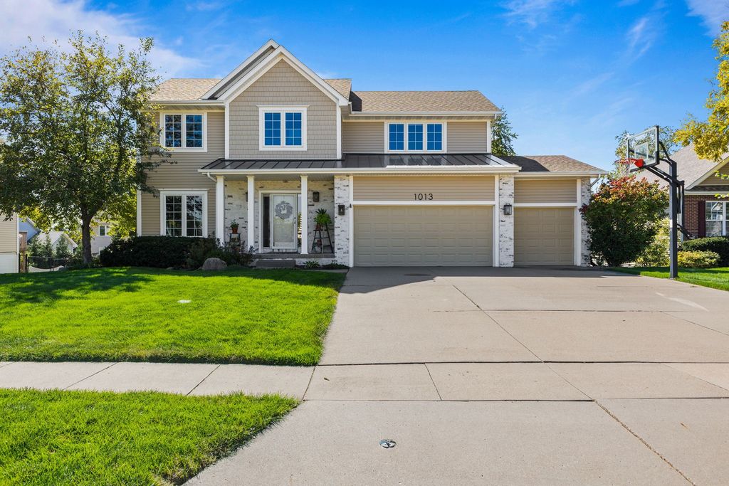 1013 NE 16th Street, Ankeny, IA 50021