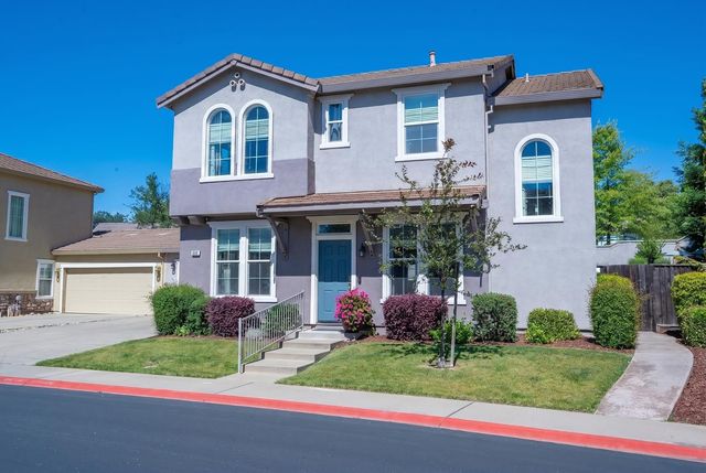 688 Humbert St, Folsom, CA 95630