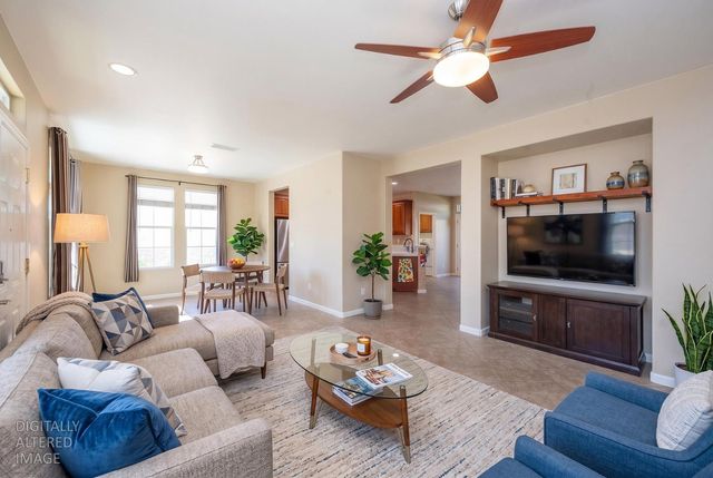 688 Humbert St, Folsom, CA 95630