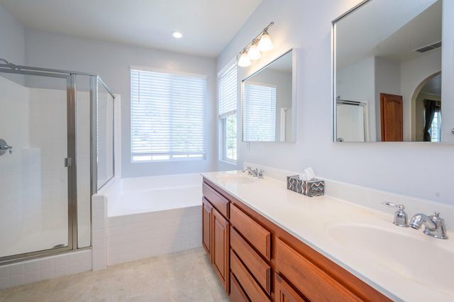 688 Humbert St, Folsom, CA 95630