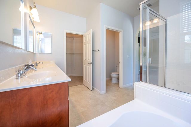 688 Humbert St, Folsom, CA 95630